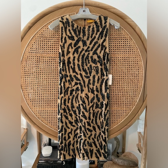 alice + olivia black sequined tiger print stretch dress - Picture 7 of 11